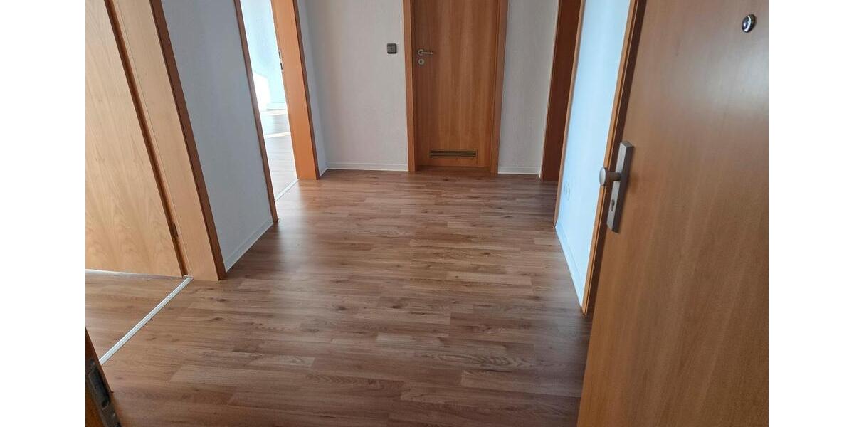 Etagenwohnung Werdohl - 3 Zimmer, 66 m&sup2;, 397&euro; | Angebot:25751926