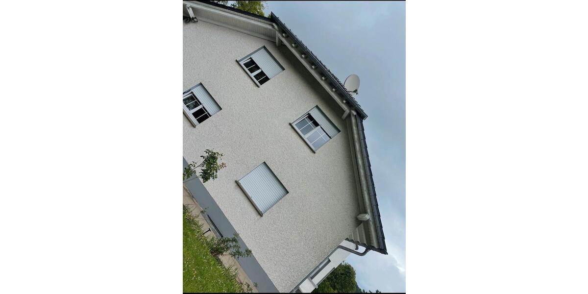 Dachgeschoßwohnung Balve - 3 Zimmer, 110 m&sup2;, 850&euro; | Angebot:26614573