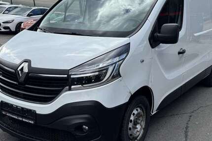 Renault Trafic 234.000 km 9.998 &euro; Remscheid 42857