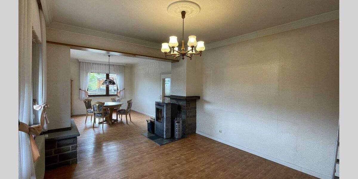 Einfamilienhaus Altena / Evingsen Evingsen - 7 Zimmer, 149 m&sup2;, 195.500&euro; | Angebot:25746428