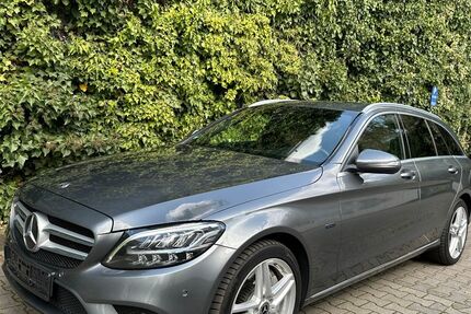 Mercedes-Benz C 300 173.700 km 17.990 &euro; Wuppertal 42281