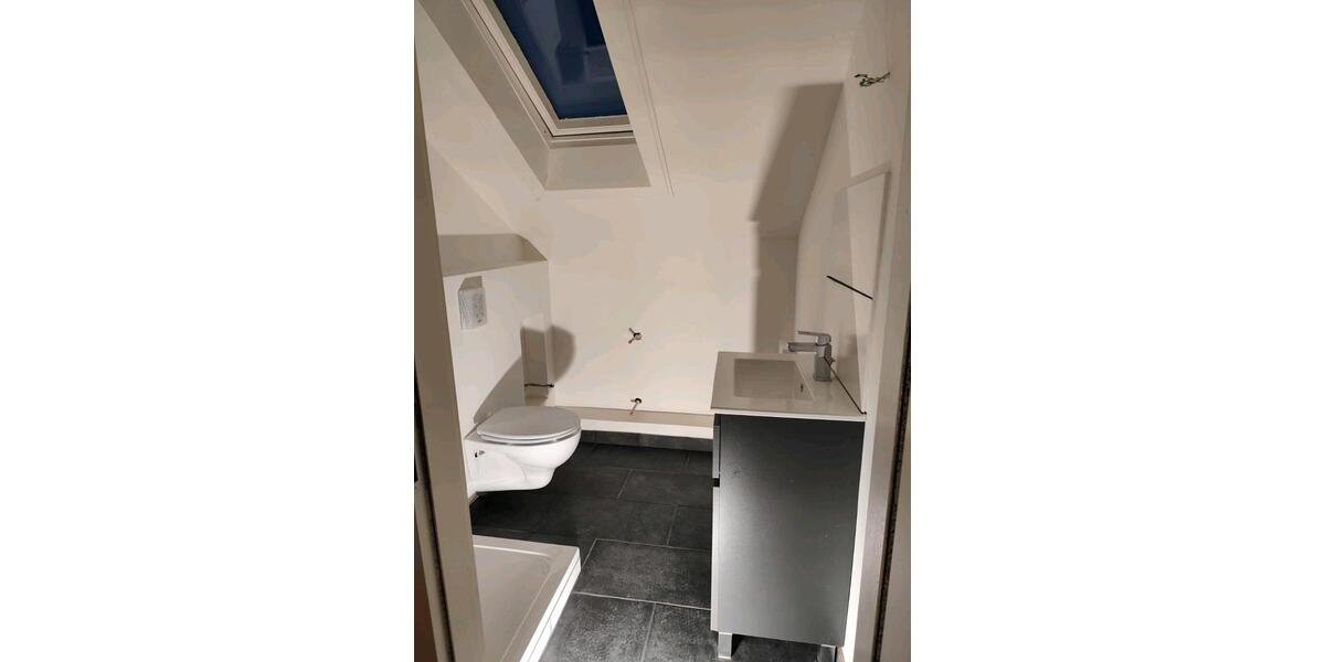 Dachgeschoßwohnung Iserlohn - 2 Zimmer, 49 m&sup2;, 520&euro; | Angebot:26453823