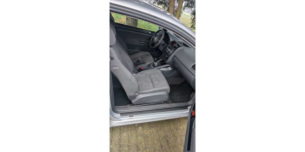 VW Golf V 234.931 km 1.150 &euro; Bochum 44787