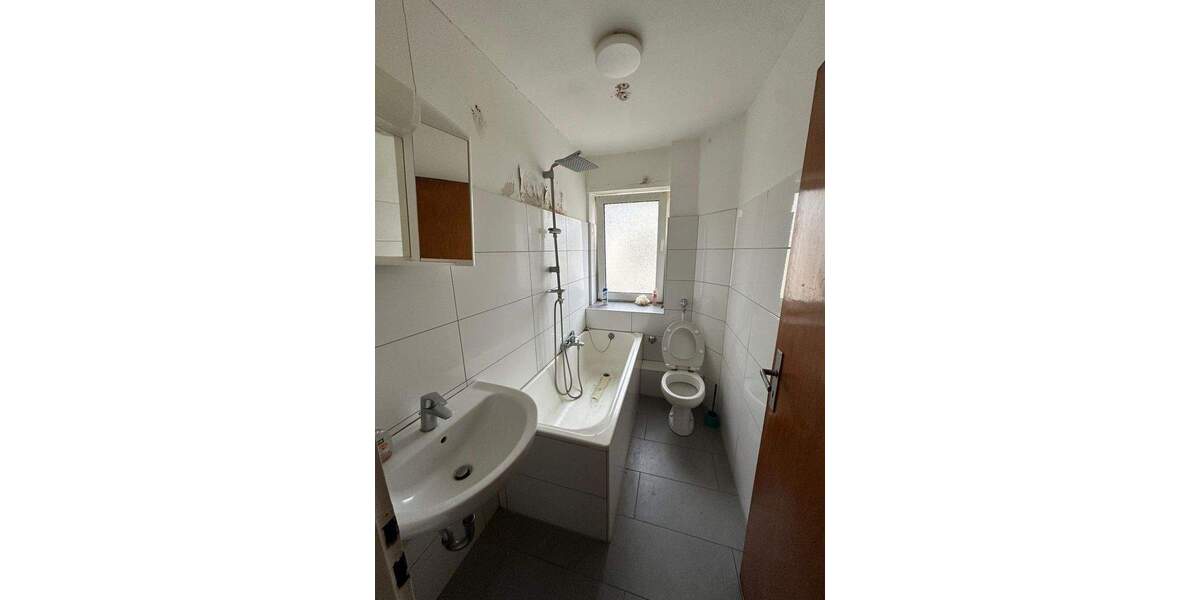 Etagenwohnung Bochum Gerthe - 5 Zimmer, 100 m&sup2;, 981&euro; | Angebot:25806705