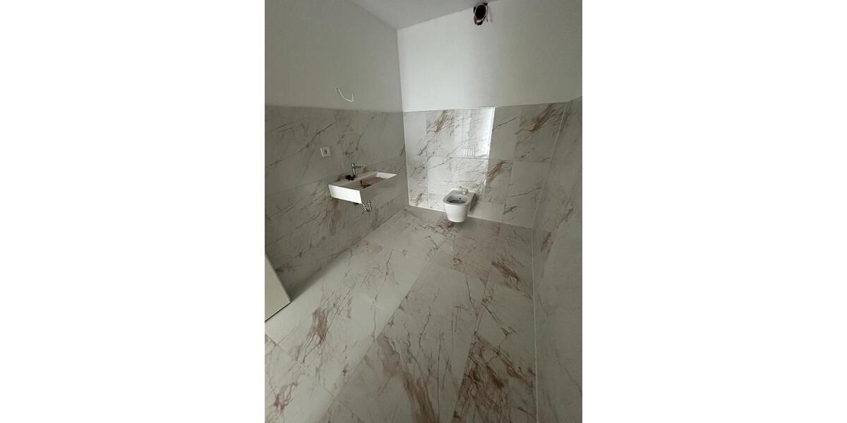 Reihenhaus Ennepetal - 4 Zimmer, 190 m&sup2;, 1.720&euro; | Angebot:15612248