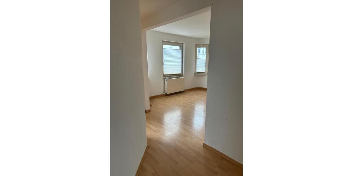 Etagenwohnung Halver - 3 Zimmer, 75 m&sup2;, 700&euro; | Angebot:26426356