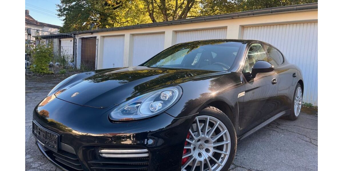 Porsche Panamera 260.000 km 27.090 &euro; Dortmund 44328