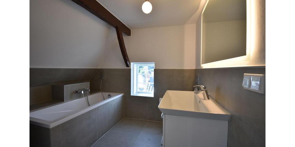 Etagenwohnung Velbert Langenberg - 3 Zimmer, 105 m&sup2;, 940&euro; | Angebot:14131574