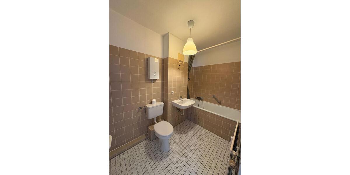 Etagenwohnung Wipperfürth - 3 Zimmer, 83 m&sup2;, 685&euro; | Angebot:25994040