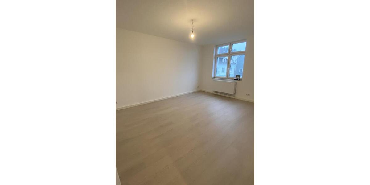 Etagenwohnung Wuppertal Gemarkung Barmen - 3 Zimmer, 80 m&sup2;, 679&euro; | Angebot:24573607
