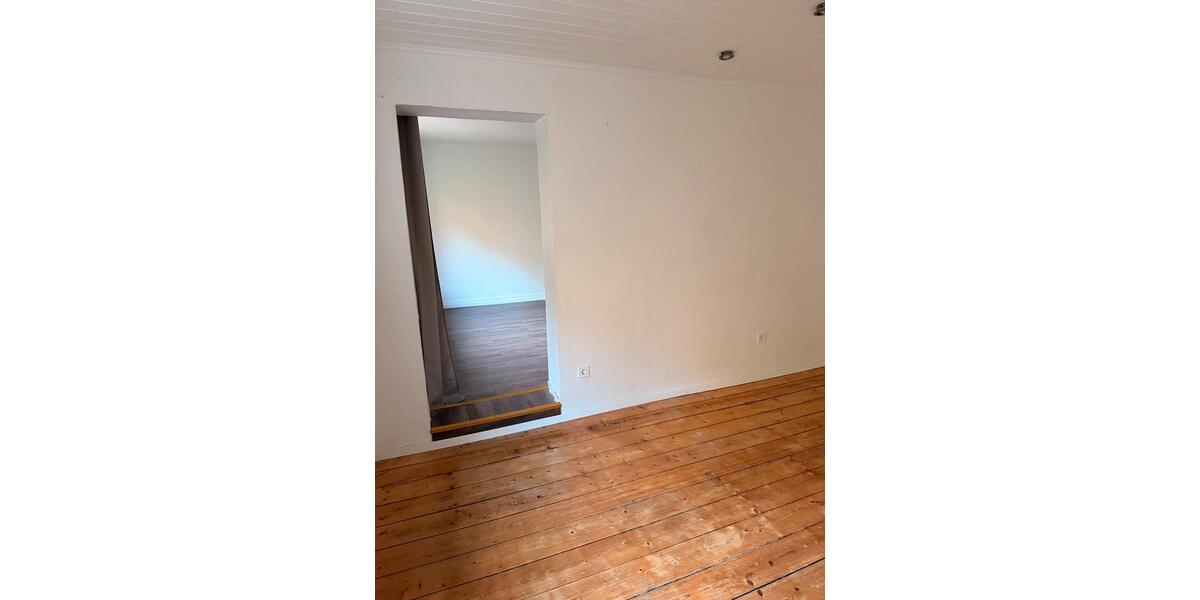 Etagenwohnung Nachrodt-Wiblingwerde Wiblingwerde - 4 Zimmer, 75 m&sup2;, 420&euro; | Angebot:25903144