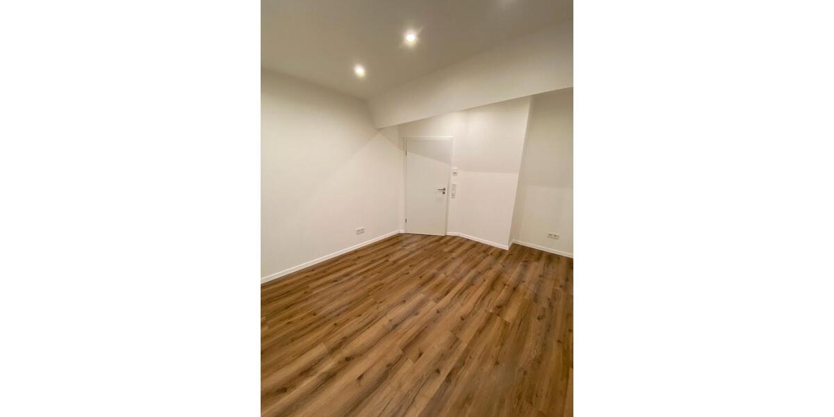 Dachgeschoßwohnung Iserlohn - 1 Zimmer, 65 m&sup2;, 600&euro; | Angebot:26429943