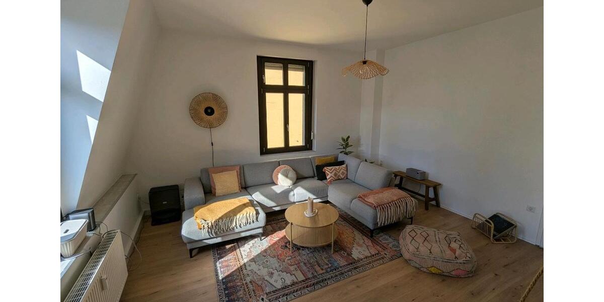 Dachgeschoßwohnung Wuppertal Gemarkung Langerfeld - 3 Zimmer, 104 m&sup2;, 290.000&euro; | Angebot:26754353