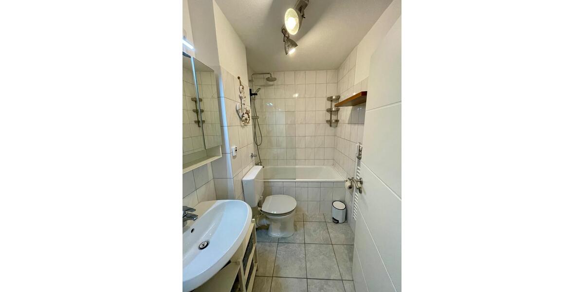 Erdgeschoßwohnung Bochum Eppendorf - 3.5 Zimmer, 74 m&sup2;, 180.000&euro; | Angebot:25973704