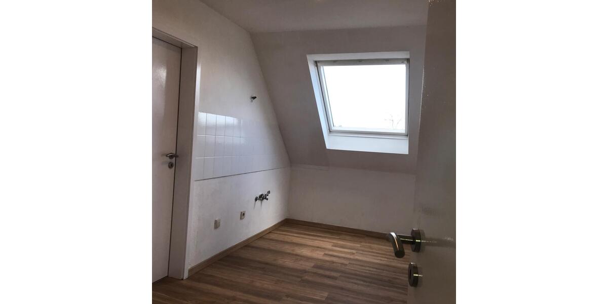 Dachgeschoßwohnung Dortmund Hörde - 1.5 Zimmer, 43 m&sup2;, 125.000&euro; | Angebot:25948283