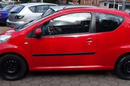 Peugeot 107 150.000 km 1.999 &euro; Herne 44653