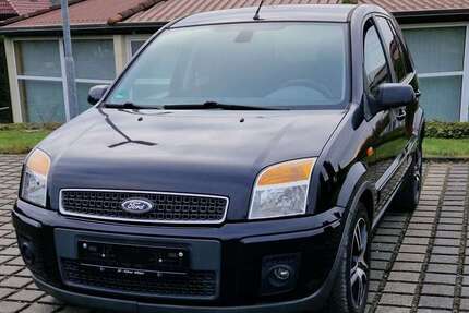 Ford Fusion 150.000 km 2.500 &euro; Witten 58454