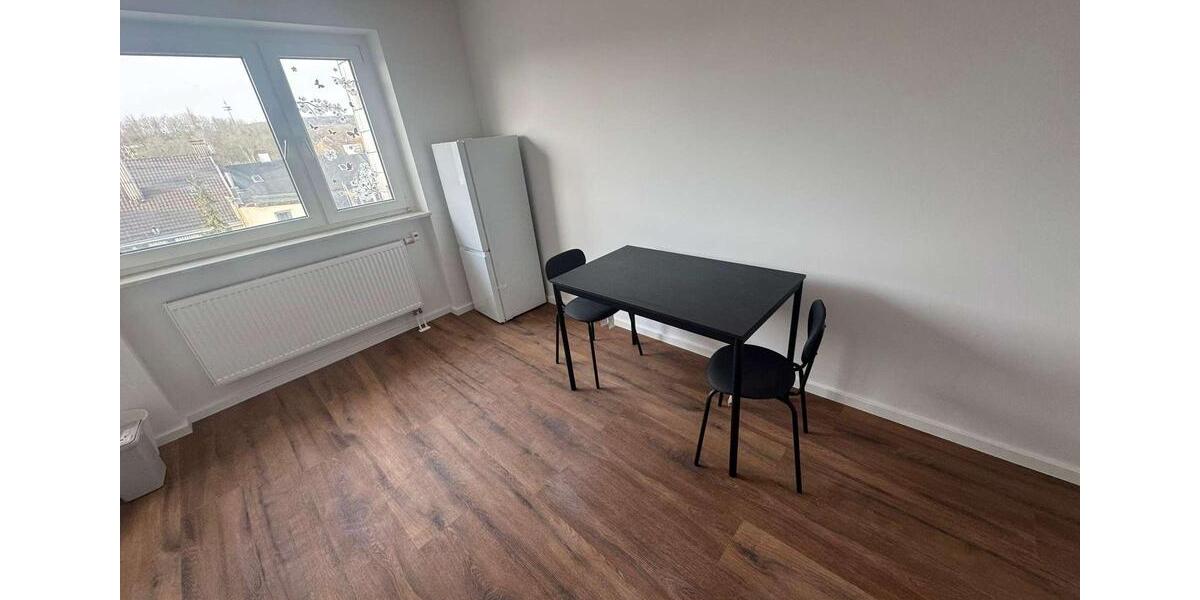 Etagenwohnung Wuppertal Elberfeld - 2.5 Zimmer, 15 m&sup2;, 370&euro; | Angebot:25500373