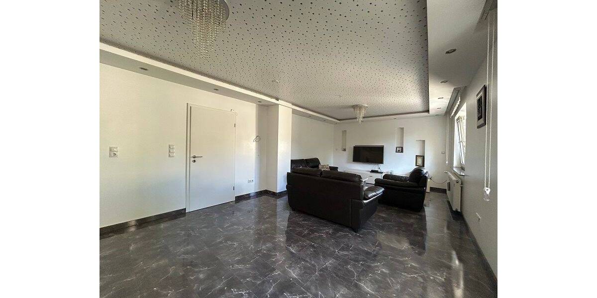 Reihenhaus Lüdenscheid - 3 Zimmer, 90 m&sup2;, 215.000&euro; | Angebot:26740325