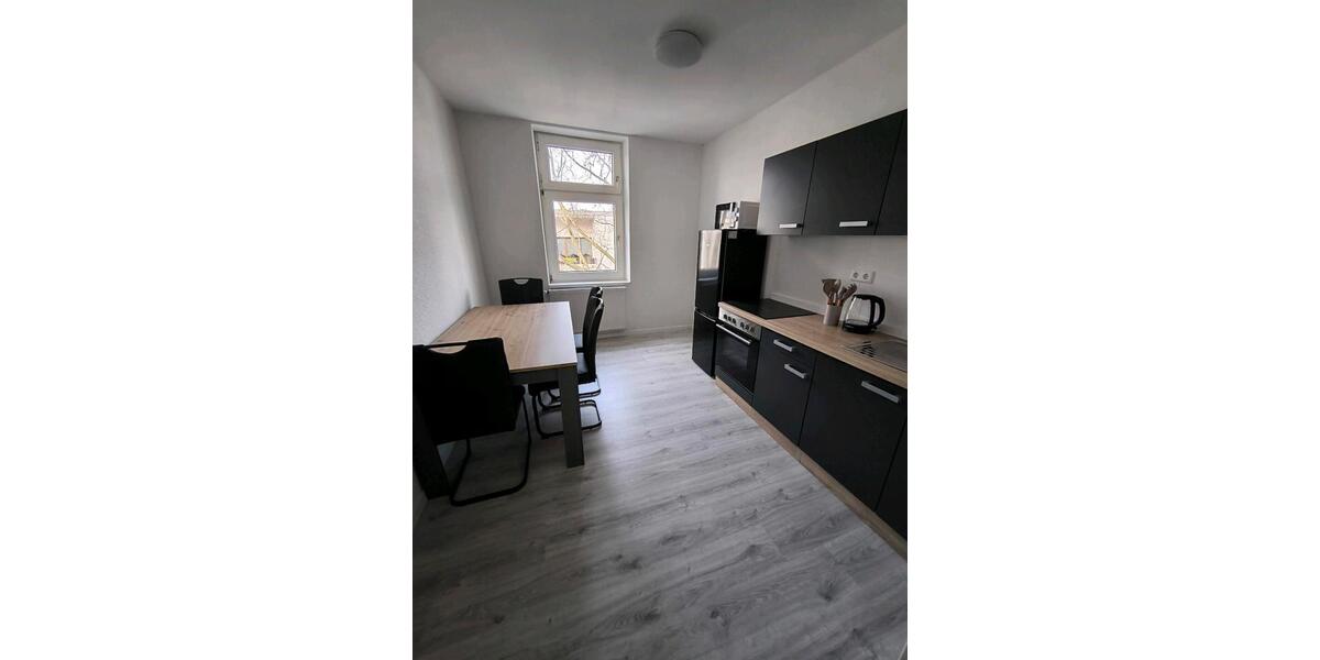 Etagenwohnung Bochum Bochum-Mitte - 2 Zimmer, 76 m&sup2;, 530&euro; | Angebot:25403248