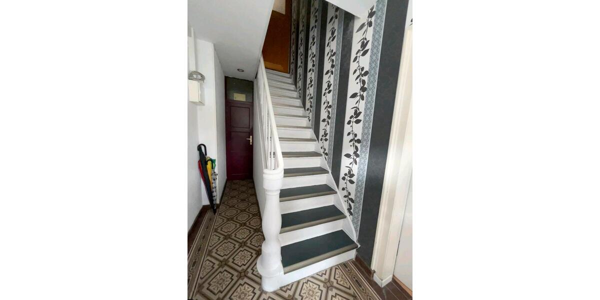 Mehrfamilienhaus, Wohnhaus Wuppertal Gemarkung Ronsdorf - 8 Zimmer, 220 m&sup2;, 450.000&euro; | Angebot:25761667