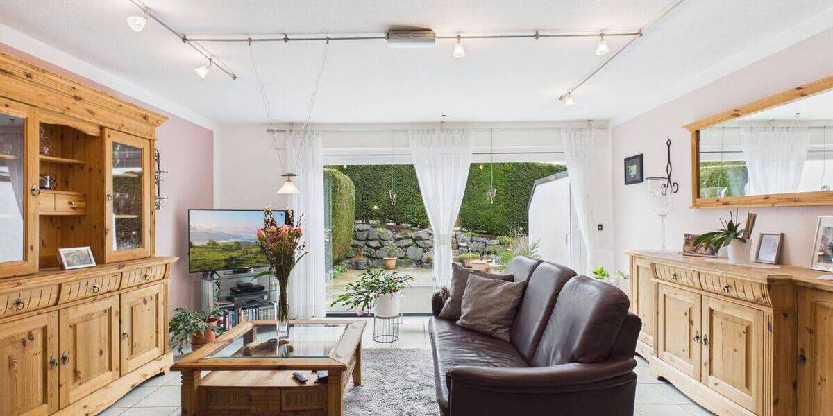 Reihenmittelhaus Ennepetal Voerde - 5 Zimmer, 126 m&sup2;, 359.000&euro; | Angebot:25940216