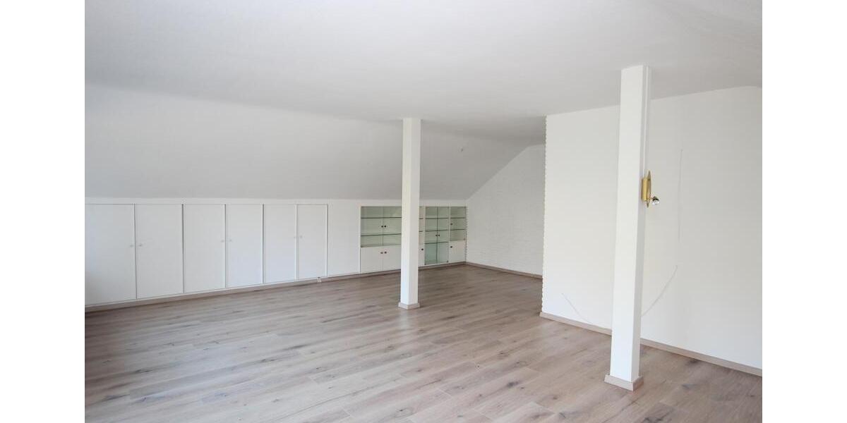 Dachgeschoßwohnung Hagen Hagen-Mitte - 3 Zimmer, 85 m&sup2;, 850&euro; | Angebot:20575913