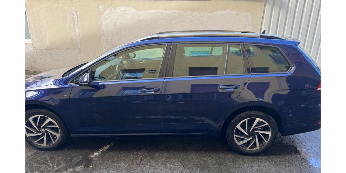 VW Golf 129.000 km 13.900 &euro; Hagen 58095