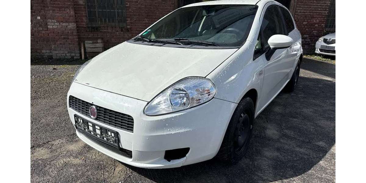 Fiat Grande Punto 128.074 km 2.490 &euro; Remscheid 42857