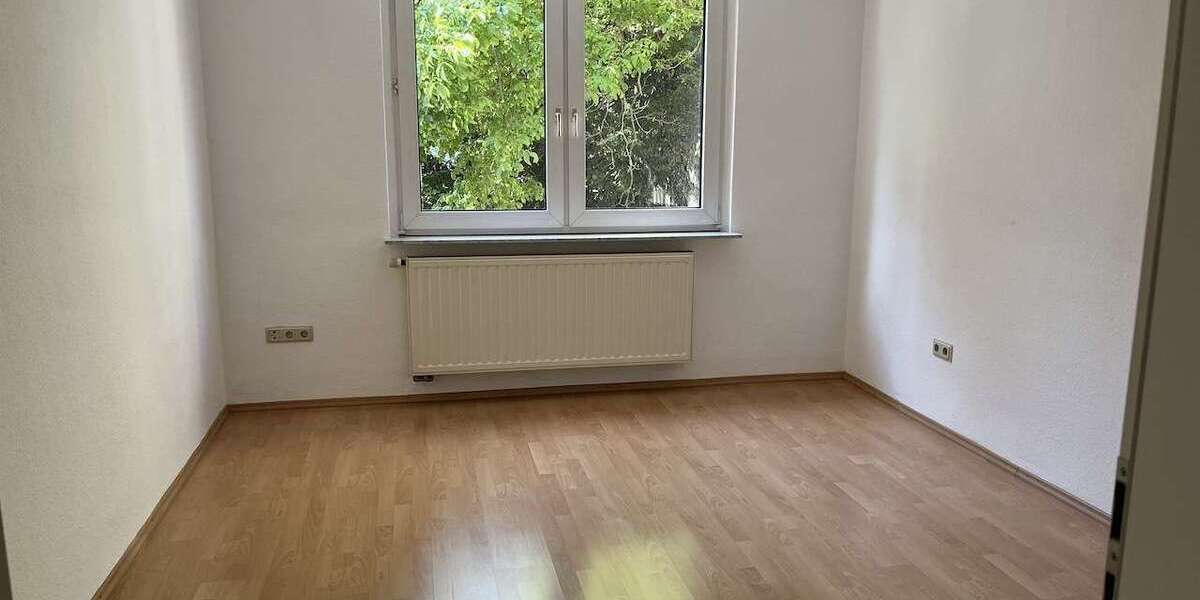 Etagenwohnung Dortmund Innenstadt Ost - 2 Zimmer, 63 m&sup2;, 590&euro; | Angebot:26067829