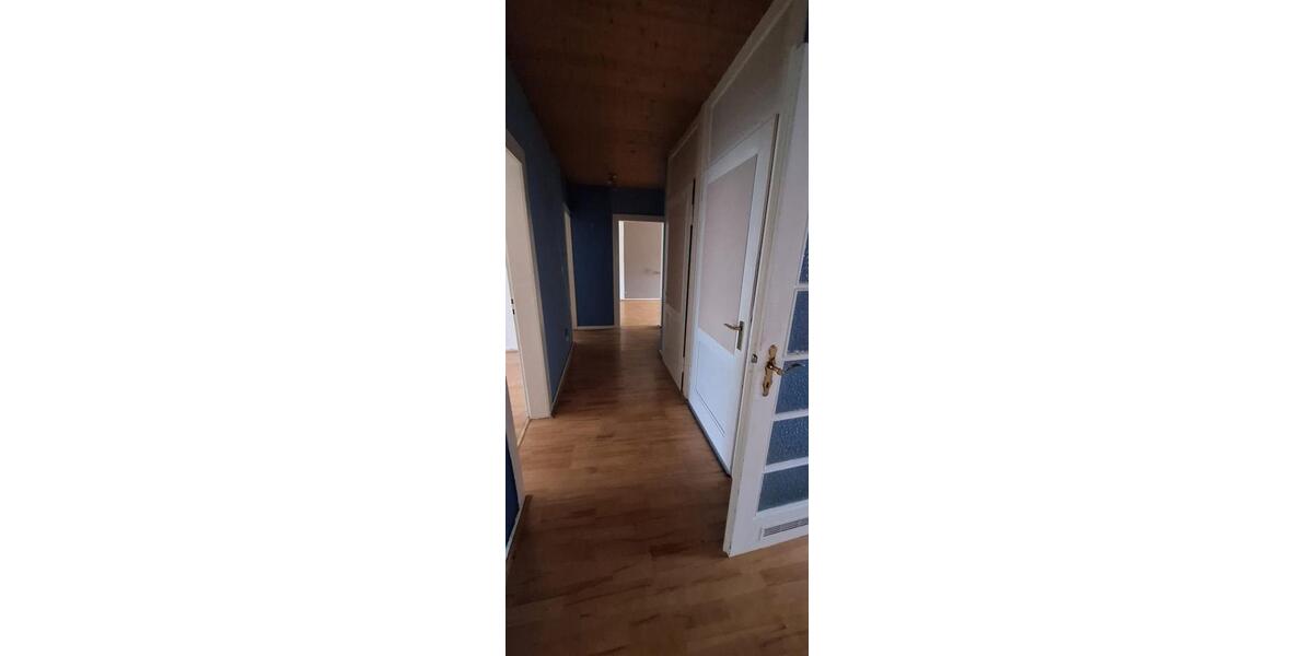 Etagenwohnung Wuppertal Gemarkung Langerfeld - 4 Zimmer, 107 m&sup2;, 250&euro; | Angebot:26545796