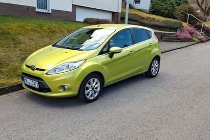 Ford Fiesta 132.000 km 2.800 &euro; Schalksmühle 58579