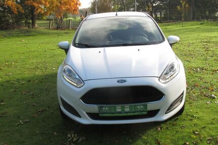 Ford Fiesta 68.000 km 4.900 &euro; dortmund 44339