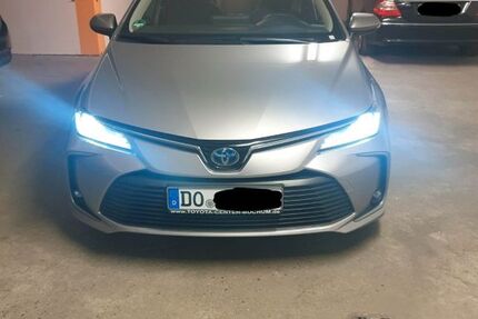 Toyota Corolla 77.500 km 19.900 &euro; Dortmund 44147