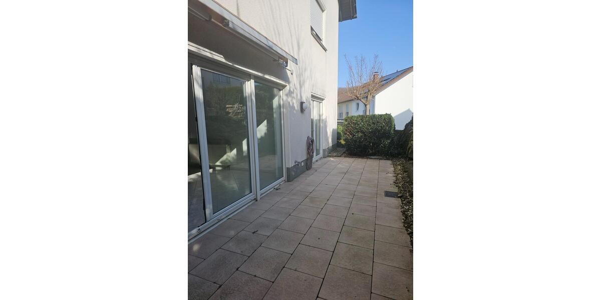 Etagenwohnung Hemer - 2 Zimmer, 92 m&sup2;, 883&euro; | Angebot:25080038