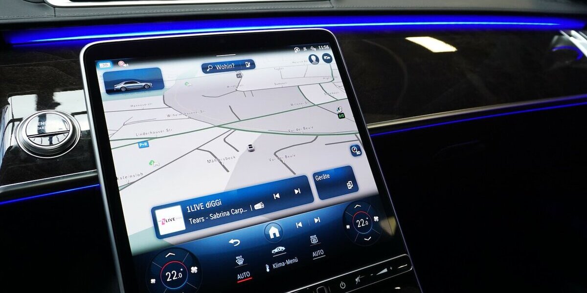 Mercedes-Benz S 580 e 4M AMG HA-Lenk.Exkl. Fond TV 4D NP209.- 29.580 km 114.800 &euro; Wuppertal 42327