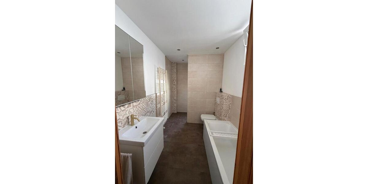 Etagenwohnung Iserlohn - 4 Zimmer, 87 m&sup2;, 680&euro; | Angebot:27579968