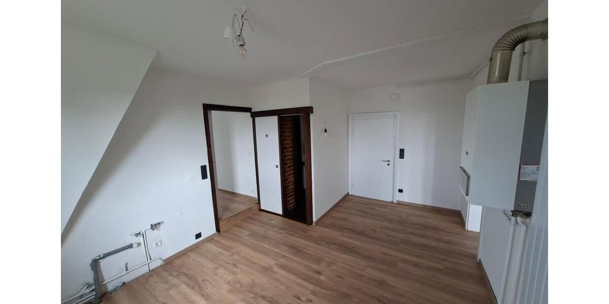 Dachgeschoßwohnung Gevelsberg - 4.5 Zimmer, 96 m&sup2;, 900&euro; | Angebot:27626230