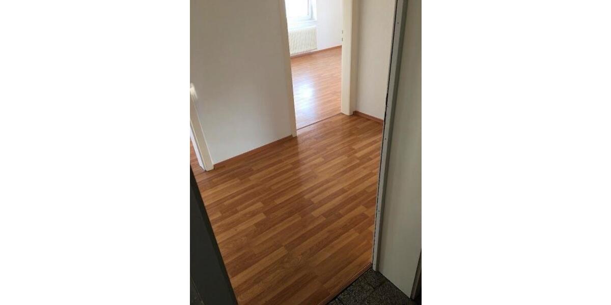 Etagenwohnung Wuppertal Gemarkung Elberfeld - 2 Zimmer, 65 m&sup2;, 600&euro; | Angebot:25942439