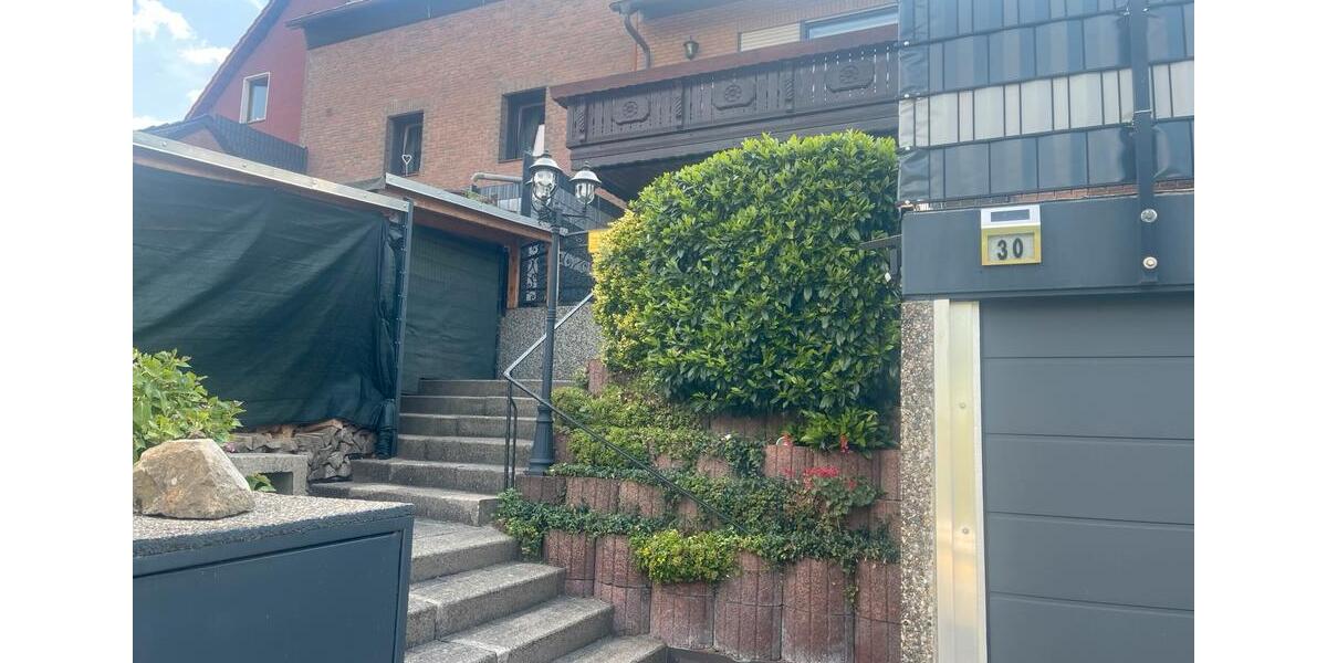 Etagenwohnung Witten Annen - 4 Zimmer, 104 m&sup2;, 900&euro; | Angebot:27547772