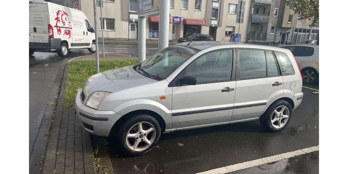 Ford Fusion 169.000 km 700 &euro; Velbert 42553