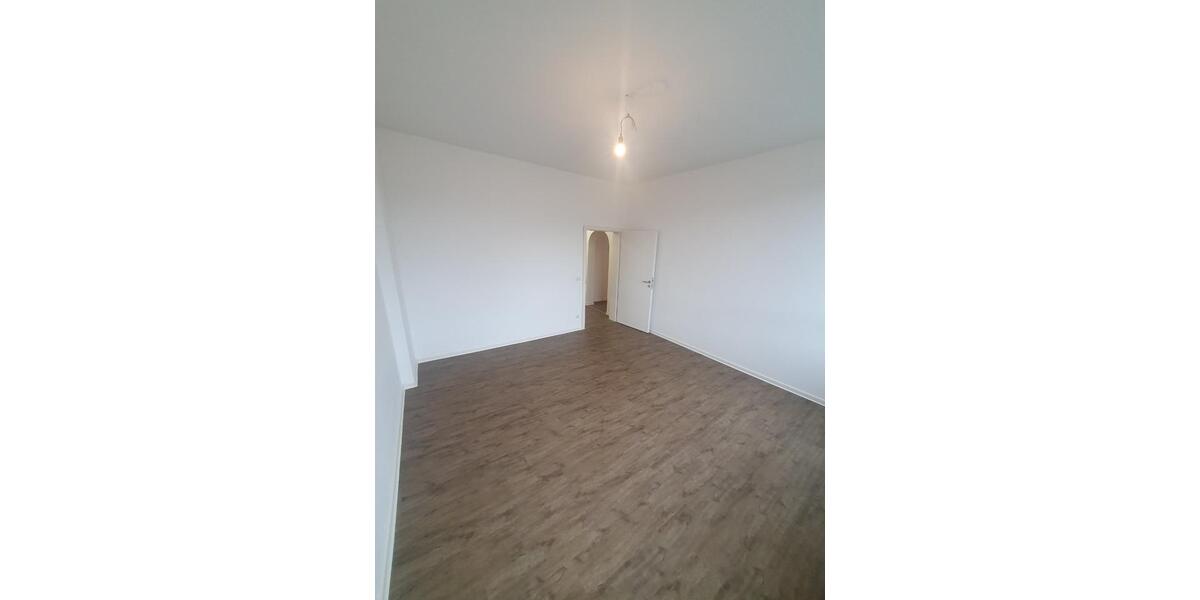 Etagenwohnung Hagen Hagen-Mitte - 4.5 Zimmer, 105 m&sup2;, 850&euro; | Angebot:25871350