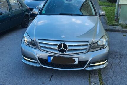 Mercedes-Benz C 250 147.000 km 9.750 &euro; Wuppertal 42287